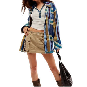 We The Free Women’s Summer Plaid Shirt Size M (23” pit to pit) Blue Yellow